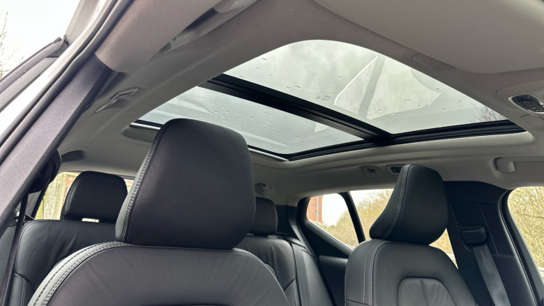 Volvo Xc40 1.5 T3 [163] Inscription 5dr Geartronic Petrol Estate